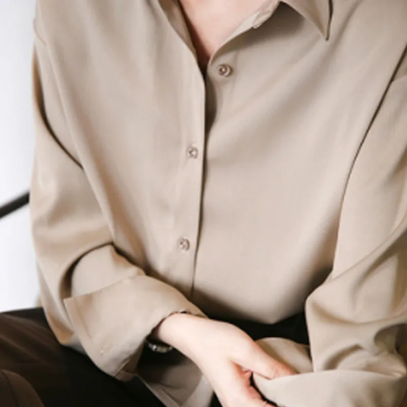 Chemisier ample élégant en sat - Silk Blouse Button avis et prix