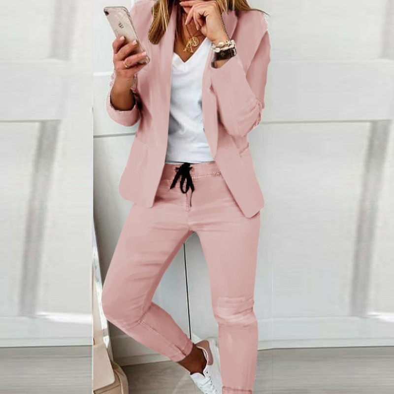 Costume d'affaires monochrome  - Monochrome Suit Set avis et prix